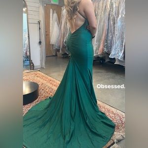 Emerald green mermaid prom dress